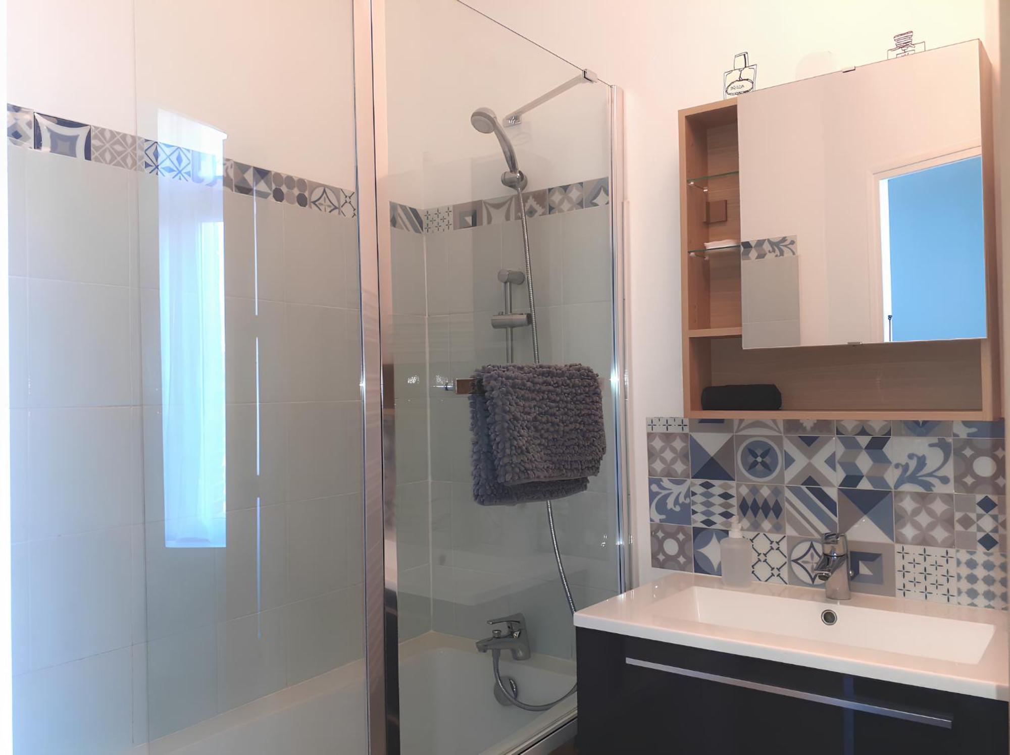 L'Artistique, 4 Lits, 2 Chambres, Stationnement Gratuit, Spacieux, Atypique Амьен Экстерьер фото